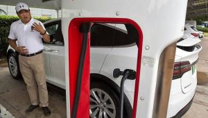 Electric vehicles send data to Chinese govt