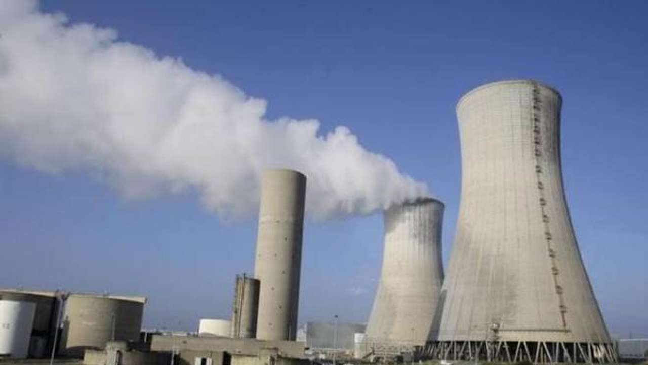INDIA S FIRST 700 MWE PRESSURIZED HEAVY WATER REACTOR AT KAKRAPAR GUJARAT ATTAINS CRITICALITY 